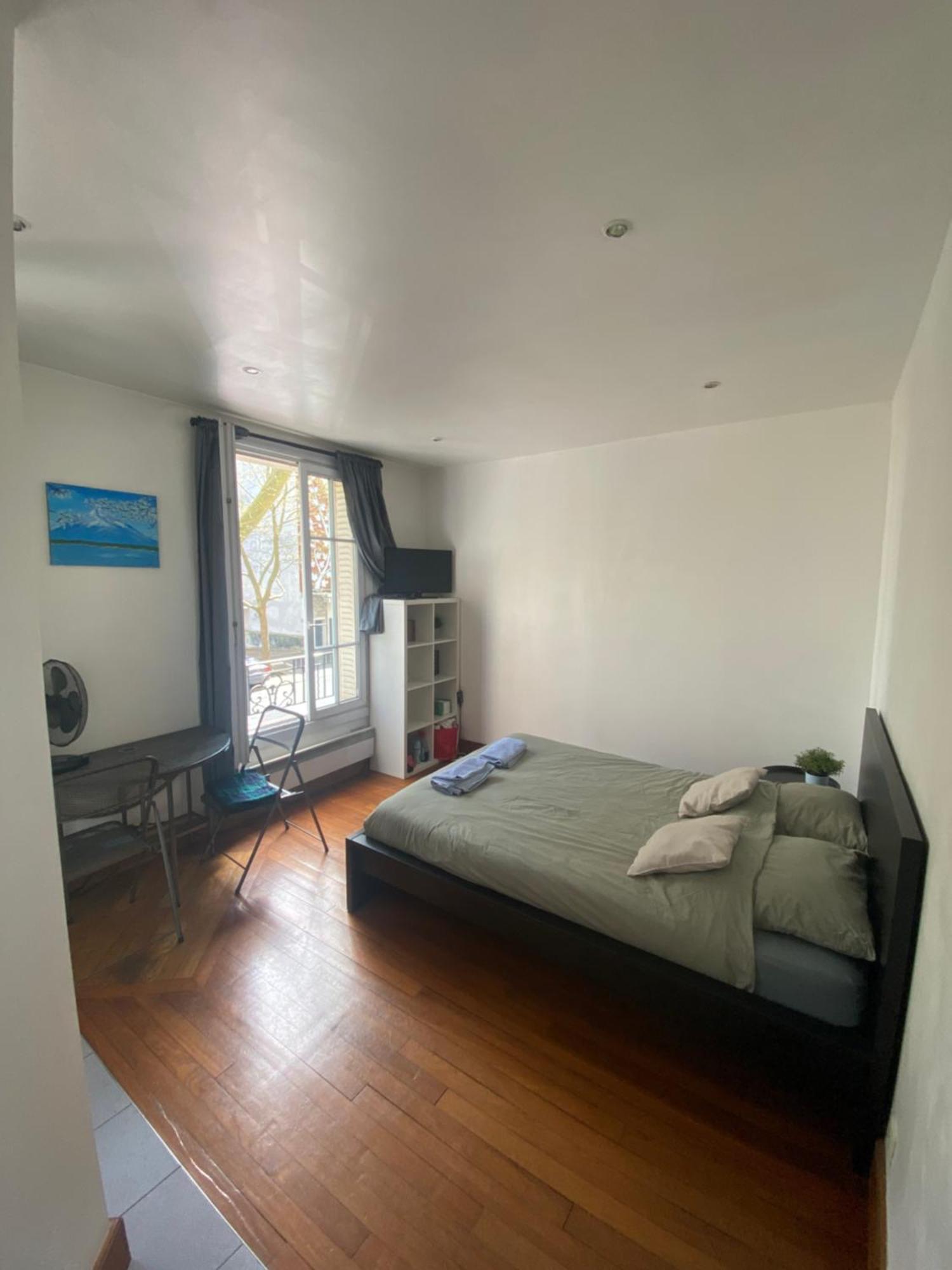 Studio Proche Paris Chaville Exterior foto