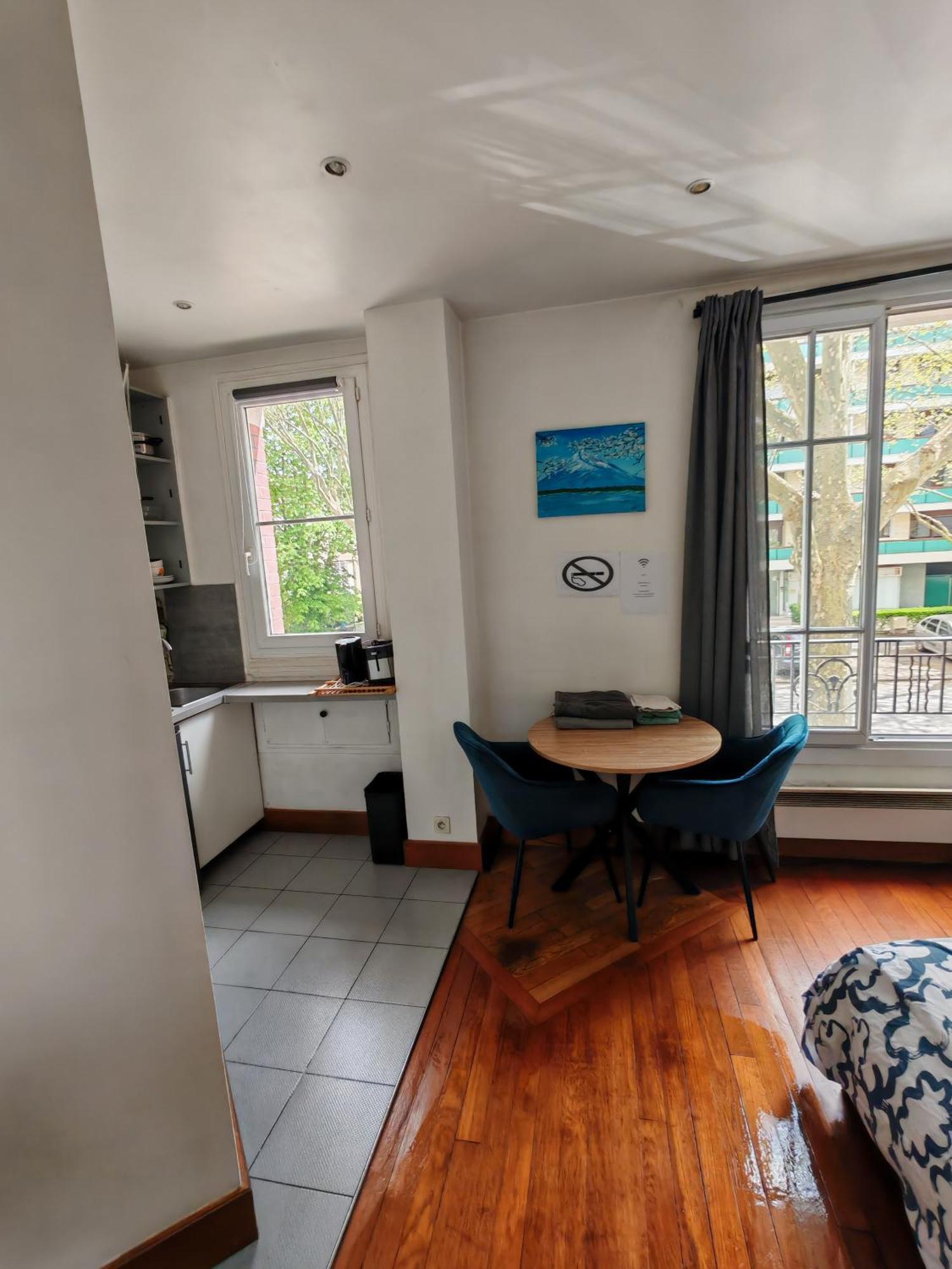 Studio Proche Paris Chaville Exterior foto